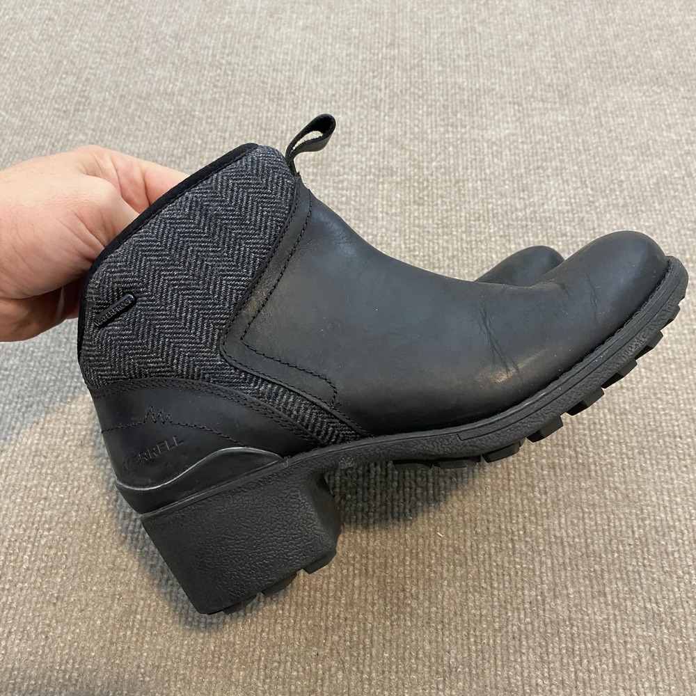 Merrell Booties Womens Size 8 Black Wool Blend Ankle Zip Lug‎ Sole J000886